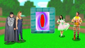 SİHİRLİ PORTALDAN HANGİ SİHİRLİ KARAKTER ÇIKACAK? 😱 – Minecraft